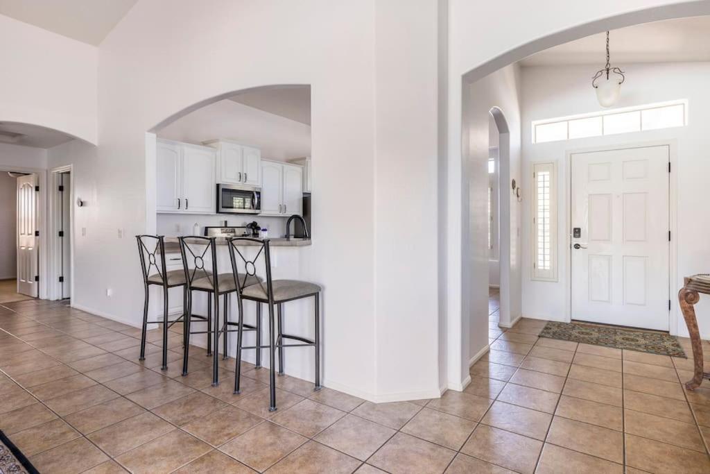 Az Sun Palm Retreat W/Optional Private Heated Pool Villa Surprise Eksteriør bilde